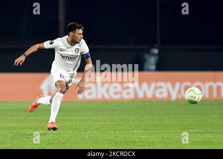 Mario Camora en action pendant le jeu CFR Cluj vs Alkmaar Zaanstreek (AZ Alkmaar),UEFA Europa Conference League - Groupe D, Dr. Constantin Radulescu Stadium, Cluj-Napoca, Roumanie, 21 octobre 2021 (photo de Flaviu Buboi/NurPhoto) Banque D'Images