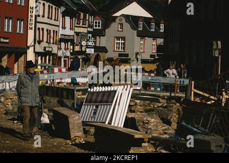 Vue générale de la reconstruction à Bad Münstereifel, Allemagne, le 24 octobre 2021. 100 jours depuis la pire inondation qui arrage l'europe occidentale (photo de Ying Tang/NurPhoto) Banque D'Images