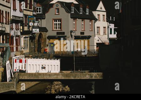 Vue générale de la reconstruction à Bad Münstereifel, Allemagne, le 24 octobre 2021. 100 jours depuis la pire inondation qui arrage l'europe occidentale (photo de Ying Tang/NurPhoto) Banque D'Images