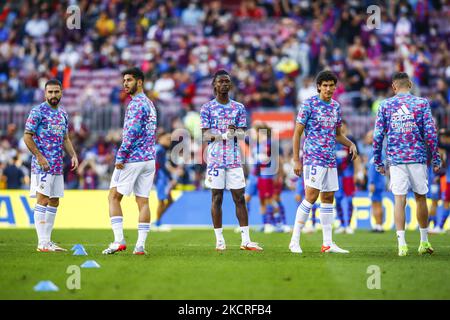 09 Carvajal du Real Madrid, 25 Camavigna du Real Madrid, 05 Jésus Vallejo du Real Madrid pendant le match de la Liga Santader entre le FC Barcelone et le Real Madrid au stade Camp Nou sur 24 octobre 2021 à Barcelone. (Photo par Xavier Bonilla/NurPhoto) Banque D'Images