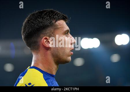 Nicolo Casale (Vérone) portrait pendant le football italien série A match Hellas Verona FC vs Juventus FC sur 30 octobre 2021 au stade Marcantonio Bentegodi à Vérone, Italie (photo d'Ettore Griffoni/LiveMedia/NurPhoto) Banque D'Images