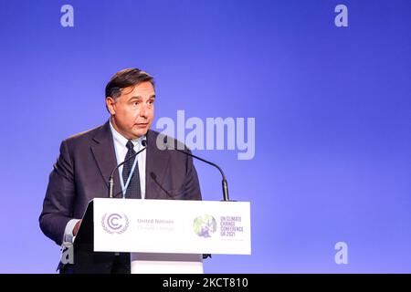 Ricardo Palitti, vice-président pour les infrastructures de la Banque mondiale, prend la parole lors de la session du Conseil de transition énergétique pendant la cinquième journée de la Conférence des Nations Unies sur les changements climatiques de COP26, tenue par la CCNUCC à l'intérieur du lieu COP26 - Campus écossais de l'événement à Glasgow, en Écosse, sur 4 novembre 2021. COP26, de 31 octobre à 12 novembre à Glasgow, sera la conférence climatique la plus importante depuis le sommet de Paris en 2015, car les nations devraient fixer de nouveaux objectifs d'émissions de gaz à effet de serre afin de ralentir le réchauffement climatique et de raffermir d'autres engagements clés. (Photo de Dominika Zarzyc Banque D'Images