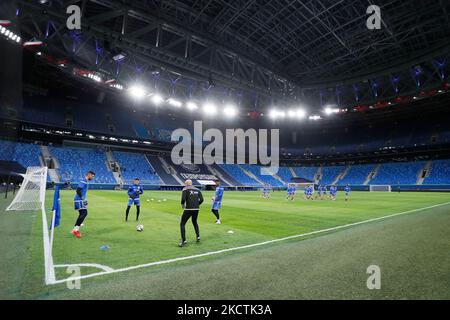 Les joueurs de Chypre lors de la session d'entraînement à la veille de la coupe du monde de la FIFA Qatar 2022 Groupe H european qualification football match entre la Russie et Chypre sur 10 novembre 2021 à l'arène Gazprom à Saint-Pétersbourg, en Russie. (Photo de Mike Kireev/NurPhoto) Banque D'Images