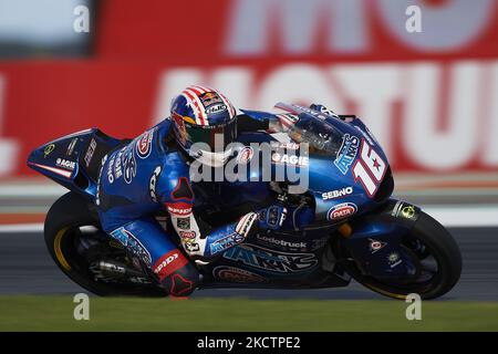 Joe Roberts (16) des Etats-Unis et Italtrans Racing Team Kalex pendant la pratique libre de Gran Premio Red Bull de España au circuit Ricardo Tormo sur 12 novembre 2021 à Valence, Espagne. (Photo de Jose Breton/Pics action/NurPhoto) Banque D'Images