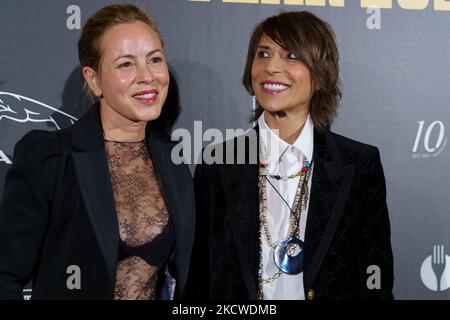 Le chef français Dominique Crenn et Maria Bello pendant le prix du chef de l'année 2021 au Casino de Madrid, 22 novembre 2021 en Espagne. (Photo par Oscar Gonzalez/NurPhoto) Banque D'Images