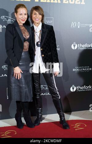 Le chef français Dominique Crenn et Maria Bello pendant le prix du chef de l'année 2021 au Casino de Madrid, 22 novembre 2021 en Espagne. (Photo par Oscar Gonzalez/NurPhoto) Banque D'Images