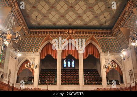 Chambre des communes dans l'édifice du Parlement canadien à Ottawa, Ontario, Canada. Le plafond est fait de toile de lin de couleur douce peinte avec des symboles provenant de armoiries de différentes provinces canadiennes. (Photo de Creative Touch Imaging Ltd./NurPhoto) Banque D'Images