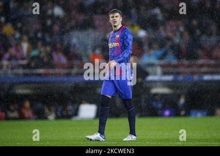 03 Gerard pique du FC Barcelone lors du match de la Ligue des champions de l'UEFA du Groupe E entre le FC Barcelone et Benfica au stade Camp Nou sur 23 novembre 2021 à Barcelone. (Photo par Xavier Bonilla/NurPhoto) Banque D'Images