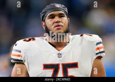 Chicago Bears offensive tackle Larry Borom (75) during an NFL football game  against the Minnesota Vikings, Sunday, Jan. 9, 2022 in Minneapolis. (AP  Photo/Stacy Bengs Stock Photo - Alamy