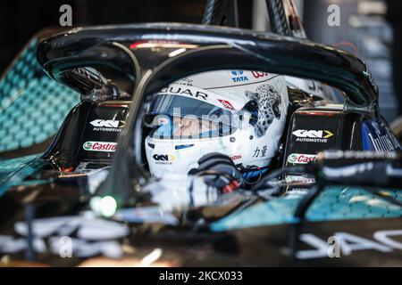 Sam Bird (gbr), Jaguar Racing Formula E Team, portrait lors des essais pré-saison ABB Formula E au circuit Ricardo Tormo à Valence sur 30 novembre en Espagne. (Photo par Xavier Bonilla/NurPhoto) Banque D'Images