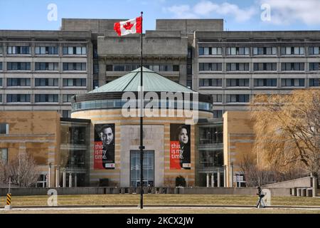 Vari Hall à l'Université York, Toronto, Ontario, Canada. L'Université York est une université de recherche publique à Toronto, en Ontario, au Canada. Il s'agit de la deuxième plus grande école d'études supérieures de l'Ontario et de la troisième plus grande université du Canada. L'école de commerce et l'école de droit de l'Université York ont toujours été classées parmi les meilleures écoles au Canada et dans le monde. (Photo de Creative Touch Imaging Ltd./NurPhoto) Banque D'Images