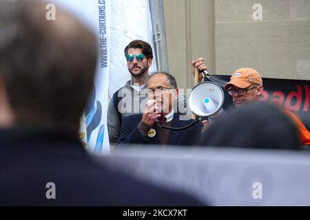 Des manifestants se rassemblent au bâtiment du ministère de la Justice à Washington, D.C., à 3 décembre 2021, pour exhorter le gouvernement à poursuivre criminellement la famille Sackler, les propriétaires de Purdue Pharma, dont beaucoup disent être principalement responsables de la crise des opioïdes aux États-Unis (photo de Bryan Olin Dozier/NurPhoto) Banque D'Images