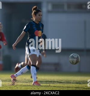 Ghoutia Karchouni (FC Internazionale) marque le troisième but de ses flancs avec un coup de pied de pénalité pendant le match de football italien Serie A Women AC Milan vs Inter - FC Internazionale on 05 décembre 2021 au stade Vismara à Milan, Italie (photo de Francesco Scaccianoce/LiveMedia/NurPhoto) Banque D'Images