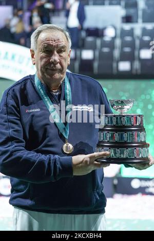 Capitaine Shamil Tarpischev de la Fédération de tennis russe lors de la finale de la coupe Davis entre la Fédération de tennis russe et la Croatie au pavillon de l'Arena de Madrid sur 05 décembre 2021 à Madrid, Espagne (photo d'Oscar Gonzalez/NurPhoto) Banque D'Images