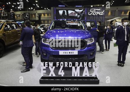 3 décembre 2021, stand de ramassage Ford montrant le nouveau camion Ford Ranger FX4 Max à l'exposition automobile 2021. (Photo d'Atiwat Silpamethanont/NurPhoto) Banque D'Images