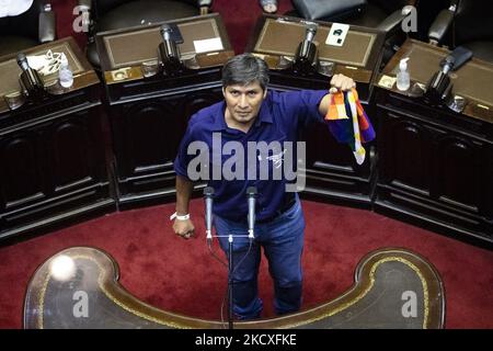 Le député Alejandro Vilca est vu au congrès argentin pendant le serment d'exercice pendant quatre ans, à Buenos Aires, Argentine 7 décembre 2021. (Photo de Matías Baglietto/NurPhoto) Banque D'Images