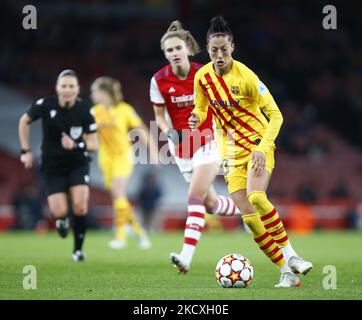 Kheira Hamraoui du FC Barcelona Femeni pendant le groupe C de la Ligue des champions des femmes entre Arsenal Women et Barcelona Femenino au stade Emirates, Crawly, le 09th décembre 2021 (photo par action Foto Sport/NurPhoto) Banque D'Images