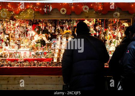 Ambiance de Noël à Milan, en Italie, sur 10 décembre 2021. (Photo par Mairo Cinquetti/NurPhoto) Banque D'Images