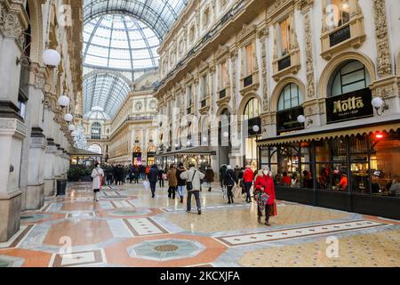 Ambiance de Noël à Milan, en Italie, sur 10 décembre 2021. (Photo par Mairo Cinquetti/NurPhoto) Banque D'Images