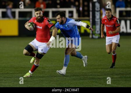 Gary Graham en action pour Newcastle Falcons lors du match de la coupe européenne de rugby à XV entre Newcastle Falcons et Worcester Warriors à Kingston Park, Newcastle, le vendredi 10th décembre 2021. (Photo de Chris Lishman/MI News/NurPhoto) Banque D'Images