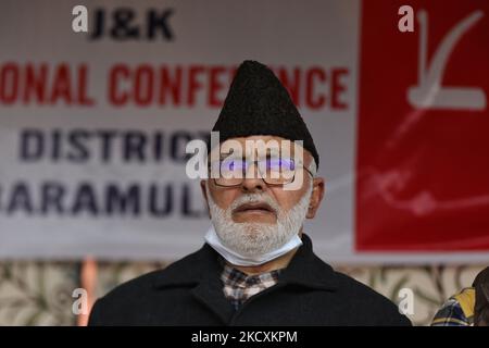 Ali Mohammad Sagar, de la Conférence nationale du CN, participe au rassemblement d'Omar Abdullah à Baramulla, Jammu-et-Cachemire, en Inde, le 11 décembre 2021. (Photo de Nasir Kachroo/NurPhoto) Banque D'Images