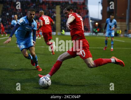 Theo Archibald (en prêt de Lincoln City) de Leyton Orient pendant la Sky Bet League 2 entre Leyton Orient et Crawley Town à Brisbane Road, Londres, le 11th décembre 2021 (photo par action Foto Sport/NurPhoto) Banque D'Images