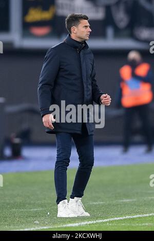 Thiago Motta Manager de Spezia Calcio regarde pendant la série Un match entre AS Roma et Spezia Calcio au Stadio Olimpico, Rome, Italie, le 13 décembre 2021. (Photo de Giuseppe Maffia/NurPhoto) Banque D'Images