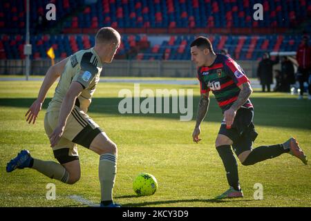 Millico Vincenzo (Cosenza) porte le ballon pendant le match de football italien série B Cosenza Calcio vs AC Pise sur 18 décembre 2021 au stade San Vito - Gigi Marulla à Cosenza, Italie (photo de Valentina Giannettoni/LiveMedia/NurPhoto) Banque D'Images