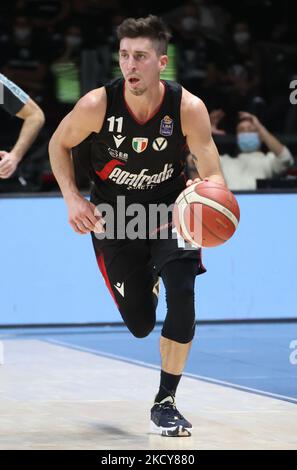 Michele Ruzzier (Segafredo Virtus Bologna) lors de la série A1 du championnat italien de basket-ball LBA Segafredo Virtus Bologna vs. Kigili Fortitudo Bologna à la Segafredo Arena - Bologna, 19 décembre 2021 (photo de Michele Nucci/LiveMedia/NurPhoto) Banque D'Images