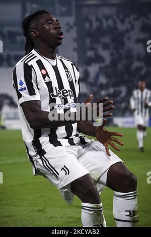 Juventus avance Moise Kean (18) célèbre après avoir marquant son but du faire 1-0 pendant la série Un match de football n.19 JUVENTUS - CAGLIARI sur 21 décembre 2021 au stade Allianz à Turin, Piémont, Italie. (Photo de Matteo Bottanelli/NurPhoto) Banque D'Images