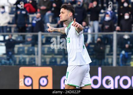 Gianluca Scamacca (Sassuolo) célèbre après avoir marquant un but lors du match de football italien série A Empoli FC vs US Sassuolo sur 09 janvier 2022 au stade Carlo Castellani à Empoli, Italie (photo de Lisa Guglielmi/LiveMedia/NurPhoto) Banque D'Images