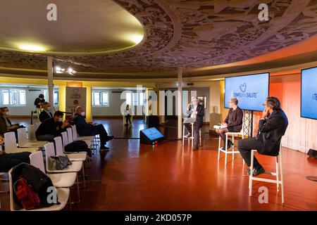 Fabrizio Pregliasco assiste au musée il Tempo Della Salute au Museo Nazionale della Scienza e della Tecnologia Leonardo da Vinci on 05 novembre 2021 à Milan, Italie. (Photo par Alessandro Bremec/NurPhoto) Banque D'Images