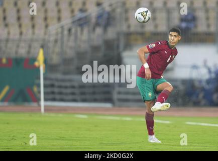 Adam Masina, du Maroc, contre les Comores, coupe africaine des Nations, au stade Ahmadou Ahidjo sur 14 janvier 2022. (Photo par Ulrik Pedersen/NurPhoto) Banque D'Images