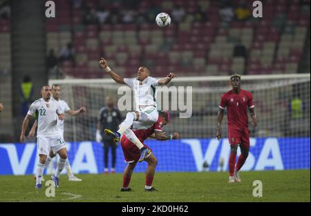 Sofiane Bendebka d'Algérie pendant l'Algérie contre la Guinée équatoriale, coupe africaine des nations, au stade de Japoma sur 16 janvier 2022. (Photo par Ulrik Pedersen/NurPhoto) Banque D'Images