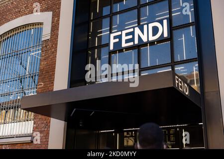 Le Fendi Fashion Show pendant la semaine de la mode masculine de Milan - automne/hiver 2022/2023 sur 15 janvier 2022 à Milan, Italie. (Photo par Alessandro Bremec/NurPhoto) Banque D'Images