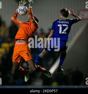 Craig MacGillivray de Portsmouth lors du match de la Sky Bet League 1 entre AFC Wimbledon et Portsmouth à Plough Lane, Wimbledon, le mardi 18th janvier 2022. (Photo de Federico Maranesi/MI News/NurPhoto) Banque D'Images