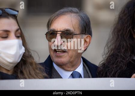 Ignazio la Russa assiste à la foule éclair de Fratelli d'Italia pour protester contre les violences de la Saint-Sylvestre sur la Piazza Duomo, sur 15 janvier 2022, à Milan, en Italie. (Photo par Alessandro Bremec/NurPhoto) Banque D'Images