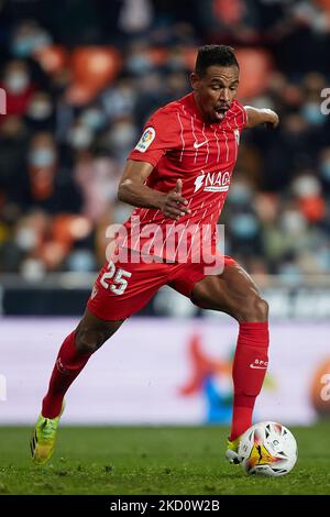 Fernando de Sevilla FC en action pendant le match de la Liga Santander entre Valencia CF et Sevilla FC au stade Mestalla, 19 janvier 2022, Valence, Espagne. (Photo de David Aliaga/NurPhoto) Banque D'Images