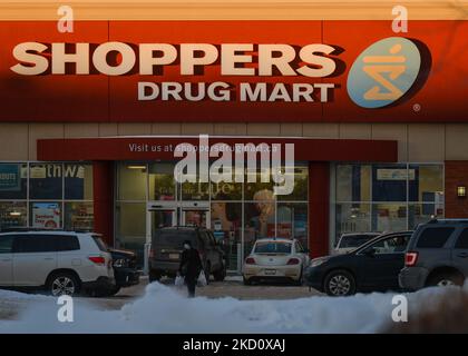 Shoppers Drug Mart à South Edmonton. Jeudi, 20 janvier 2021, à Edmonton, en Alberta, Canada. (Photo par Artur Widak/NurPhoto) Banque D'Images