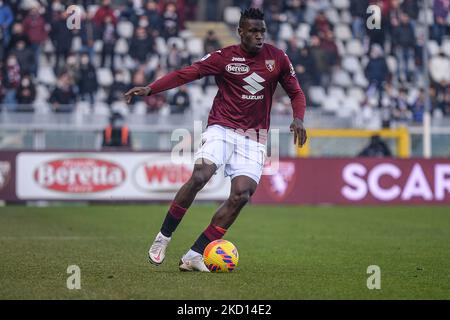 Wilfred Singo du FC Torino lors de la série Un match de football entre le FC Torino et les États-Unis Sassuolo, au Stadio Olimpico Grande Torino, le 23 janvier 2022 à Turin, Italie (photo d'Alberto Gandolfo/NurPhoto) Banque D'Images