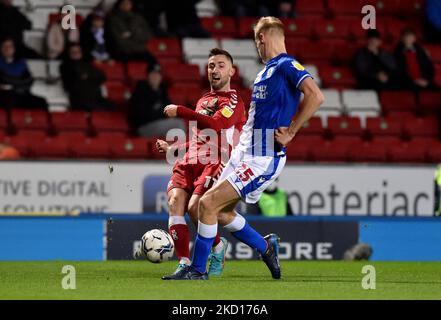 Andraž Šporar du club de football de Middlesbrough avec Jan Paul van Hecke de Blackburn Rovers lors du match du championnat Sky Bet entre Blackburn Rovers et Middlesbrough à Ewood Park, Blackburn, le lundi 24th janvier 2022. (Photo d'Eddie Garvey/MI News/NurPhoto) Banque D'Images