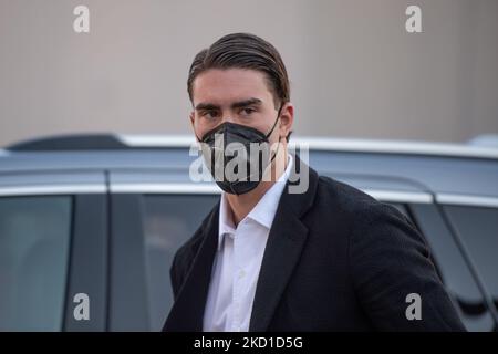 Le nouveau panneau de Juventus Dusan Vlahovic arrive à J Medical à Turin pour des visites médicales. En Italie, le 28 janvier 2022 (photo d'Alberto Gandolfo/NurPhoto) Banque D'Images