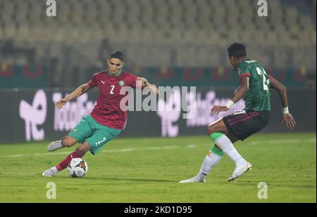 Achraf Hakimi du Maroc contre le Malawi, coupe africaine des nations, au stade Ahmadou Ahidjo sur 25 janvier 2022. (Photo par Ulrik Pedersen/NurPhoto) Banque D'Images