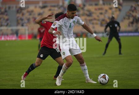 Adam Masina du Maroc au Maroc contre l'Egypte, coupe africaine des Nations, au stade Ahmadou Ahidjo sur 30 janvier 2022. (Photo par Ulrik Pedersen/NurPhoto) Banque D'Images