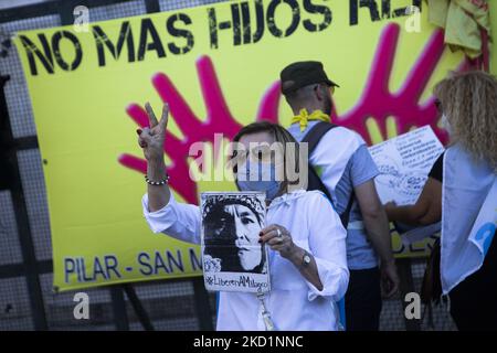 Les gens protestent en demandant la réforme du système judiciaire à l'extérieur du palais de justice de Buenos Aires, sur 1 février 2022. (Photo de Matías Baglietto/NurPhoto) Banque D'Images