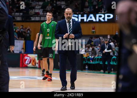 Carles Duran de Joventut Badalona pendant l'Eurocup 7 jours de match entre le Club Joventut Badalona et le Partizan NIS Belgrade au Palau Olimpic de Badalona à Barcelone. (Photo par DAX Images/NurPhoto) Banque D'Images