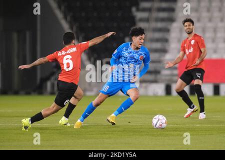 Edmilson Junior (10) d'Al Duhail sur le ballon pendant le match de la Ligue des étoiles du QNB entre Al Rayyan et Al Duhail sur 5 février 2022 au stade Jassim Bin Hamad à Doha, Qatar. (Photo de Simon Holmes/NurPhoto) Banque D'Images