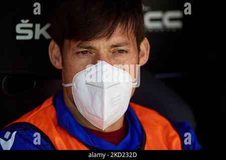 David Silva de Real Sociedad regarde avant le match de la Liga Santander entre Valencia CF et Real Sociedad au stade Mestalla sur 6 février 2022, Valence, Espagne. (Photo de David Aliaga/NurPhoto) Banque D'Images