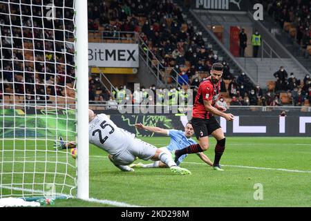 Olivier Giroud, de l'AC Milan, a marqué le troisième but lors du match de la coupe italienne entre l'AC Milan et la SS Lazio au Stadio Giuseppe Meazza, Milan, Italie, le 9 février 2022. (Photo de Giuseppe Maffia/NurPhoto) Banque D'Images