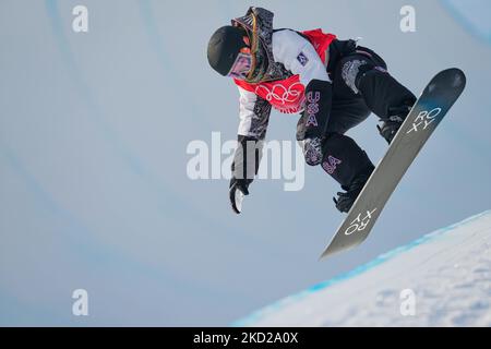 Chloe Kim des Etats-Unis remporte l'or au Snowboard - Half Pipe aux Jeux Olympiques d'hiver de 2022 à Beijing au parc de neige de Zhangjiakou Genting sur 10 février 2022 à Zhangjiakou, en Chine. (Photo par Ulrik Pedersen/NurPhoto) Banque D'Images